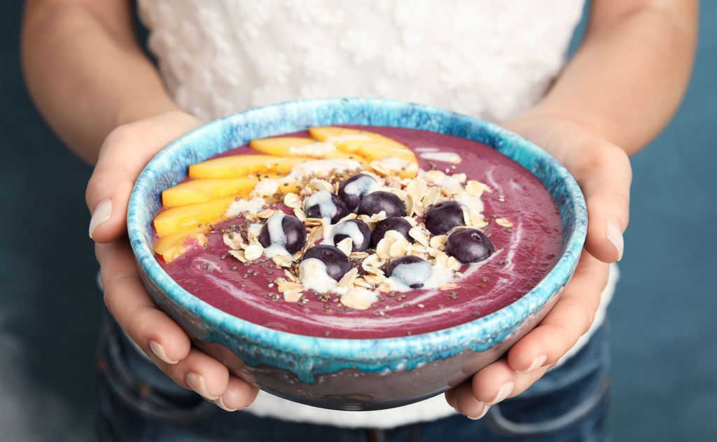 Bol de 'açai' con fruta