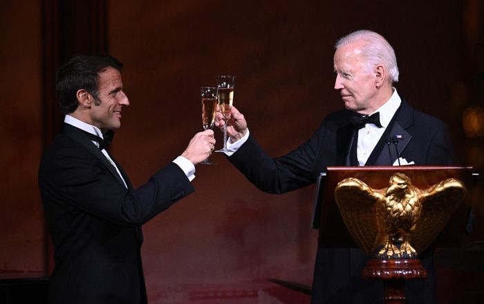 Joe Biden y Emmanuel Macron