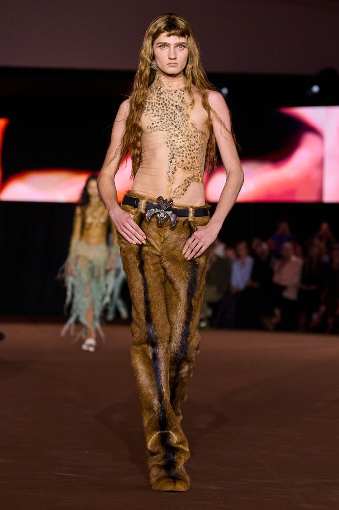 Paris Fashion Week: desfile de Mugler (Primavera/Verano 2027)