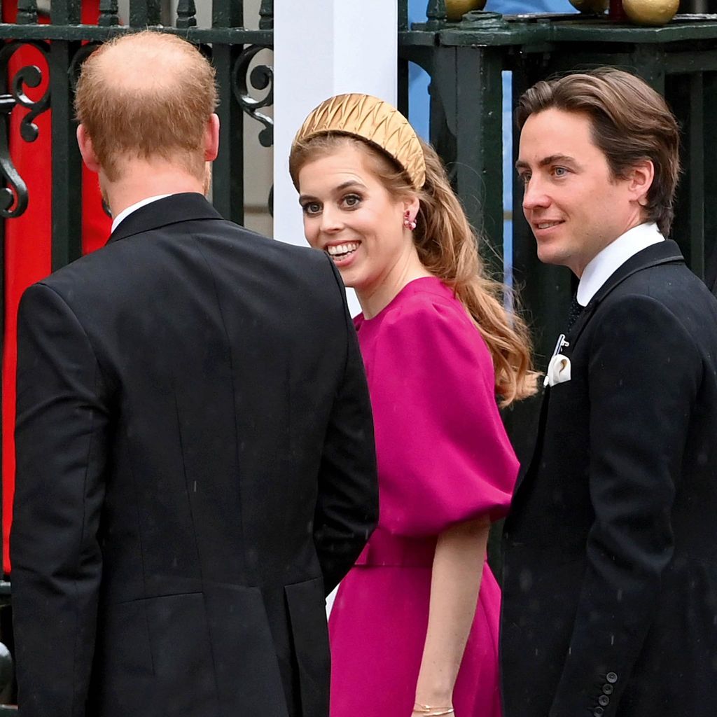 HOLA4111 PRINCESA BEATRIZ DE YORK, CORONACIÓN CARLOS III Y CAMILLA