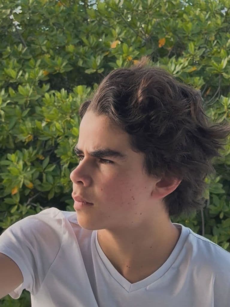 Paola compartió esta foto de su hijo Leonardo, quien guarda un gran parecido con ella.