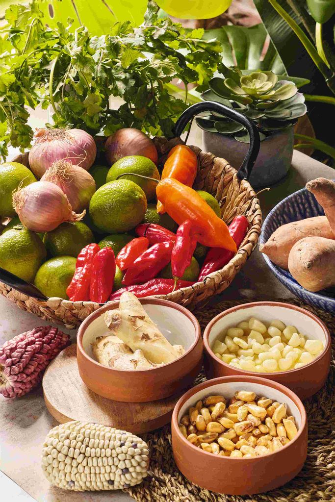 Ajíes y otros ingredientes para el ceviche, Piscomar