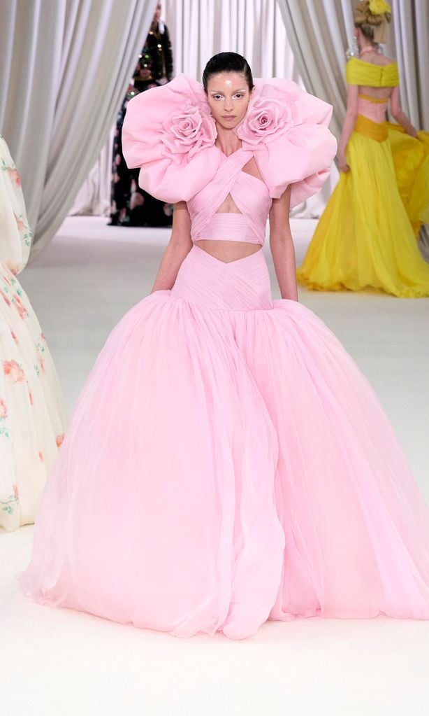 giambattista valli alta costura primavera verano 2023