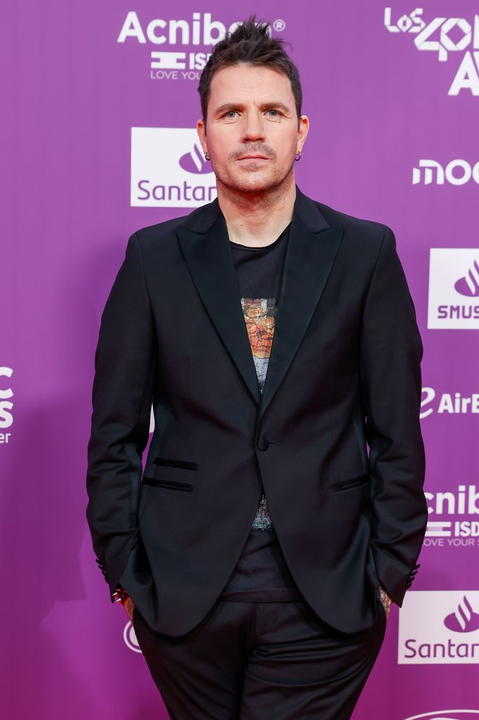 Dani Martín al llegar a los premios, una gala solidaria celebrada en Valencia como homenaje a las víctimas de la DANA