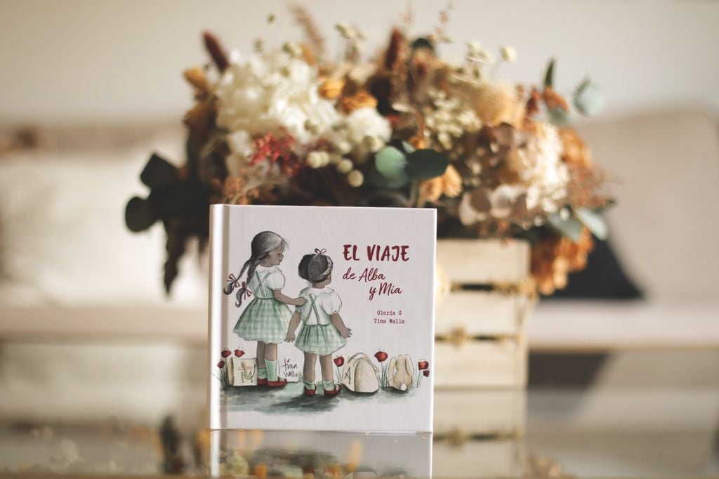 Libro El viaje de Alba y Mía