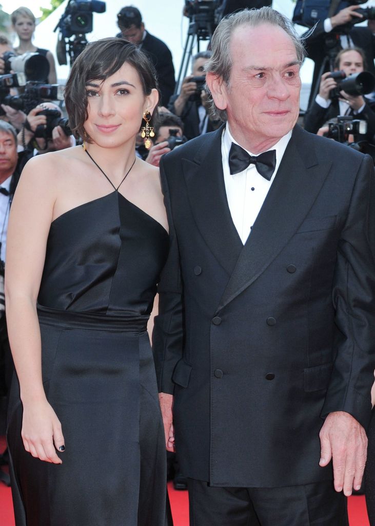Tommy Lee Jones y su hija Victoria en el estreno de "The Homesman" en el Festival de Cannes 2014