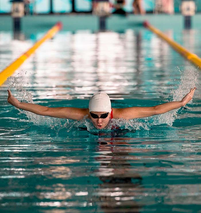 'The Swimmer' cuenta la historia de una joven siria refugiada en Alemania que llega a participar en los Juegos Olímpicos