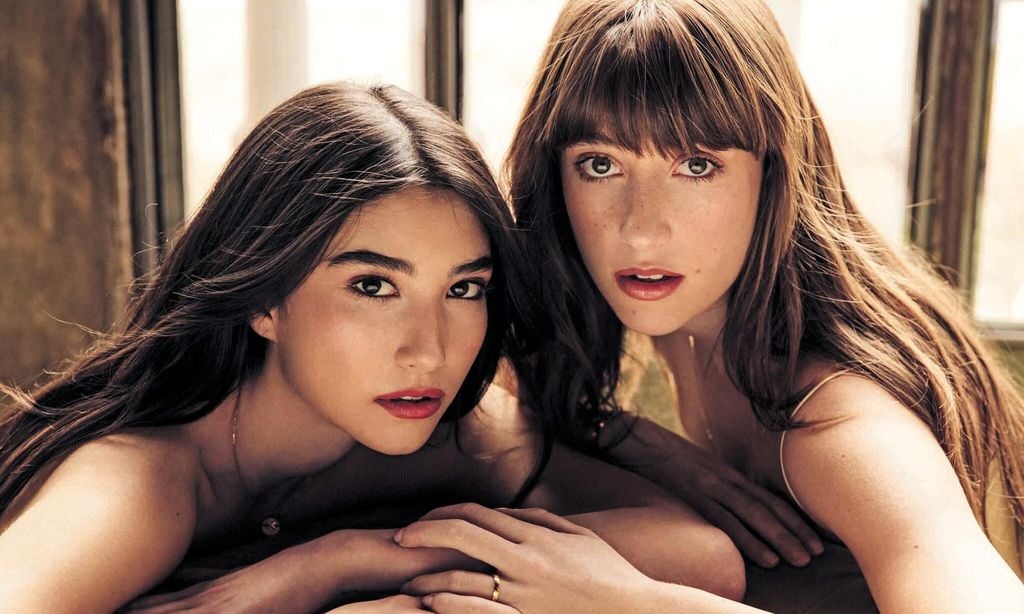 Milla y Koukla Lapidus, las hermanas entre costuras