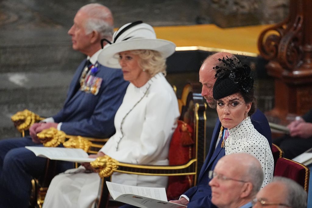 Kate Middleton, el príncipe Guillermo, rey Carlos III, Reina Camilla 