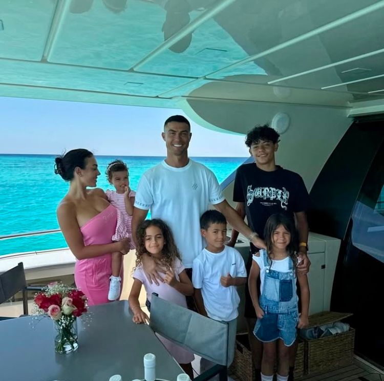 Georgina Rodríguez comparte un tierno momento con su hija Bella Esmeralda