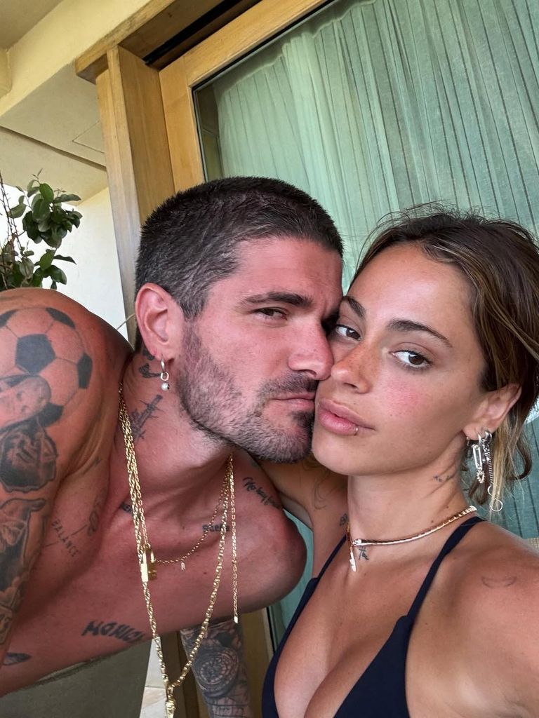 Tini y Rodrigo de Paul