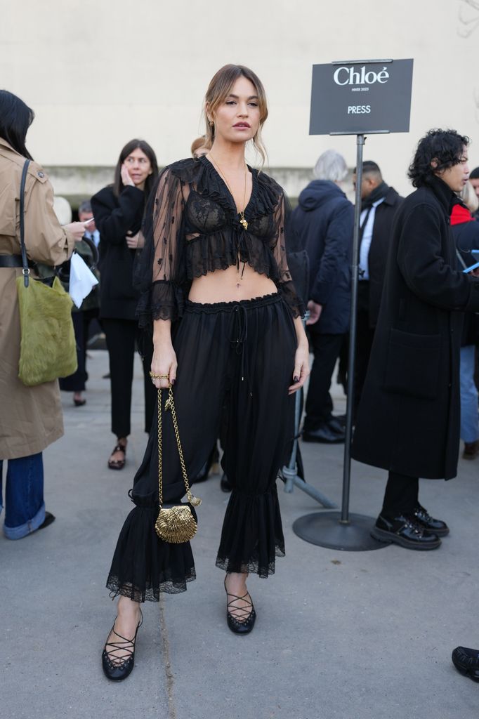 Pantalones bohemios que son tendencia