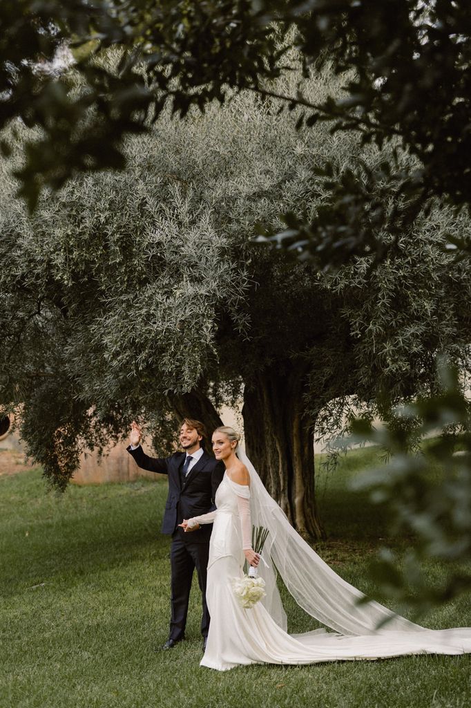 Novia viral con vestido de Inés Lacasa