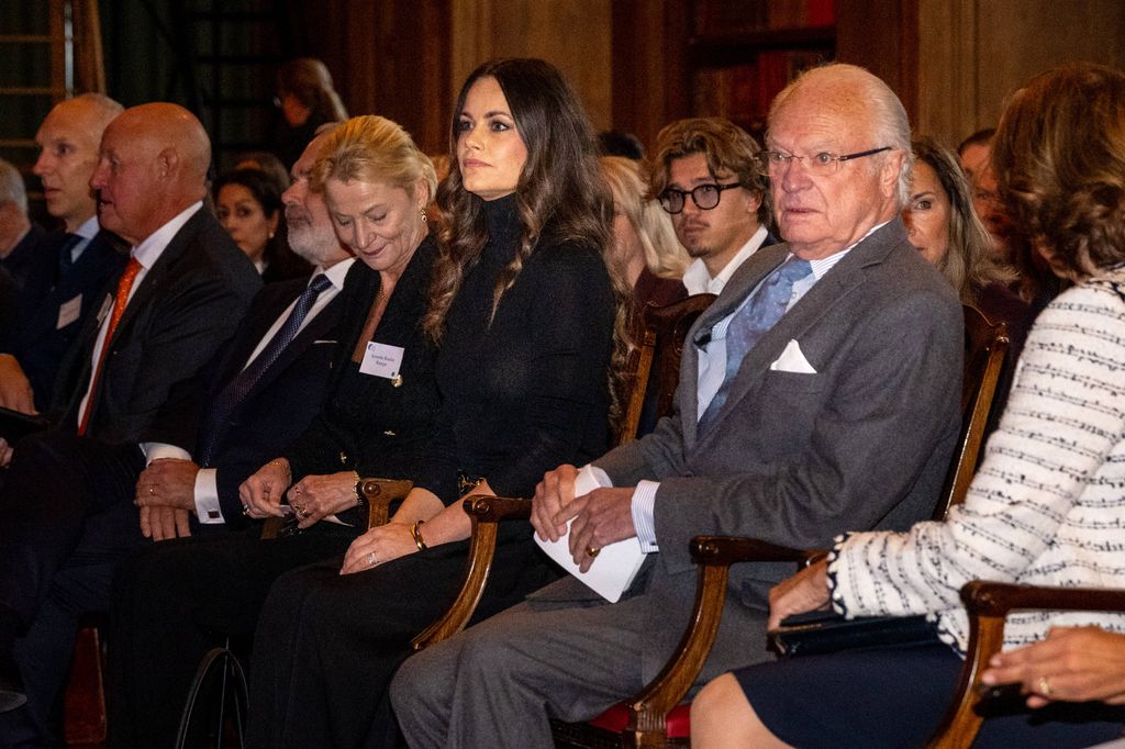 Sofia de Suecia con los reyes Carlos Gustavo y Silvia de Suecia en el Foro Mundial de la Infancia