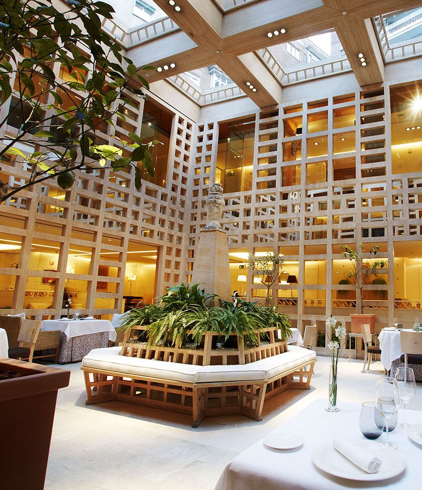 Restaurante La Manzana, Hotel Hesperia