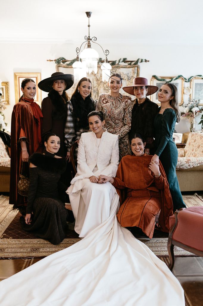 novia viral con amigas invitadas