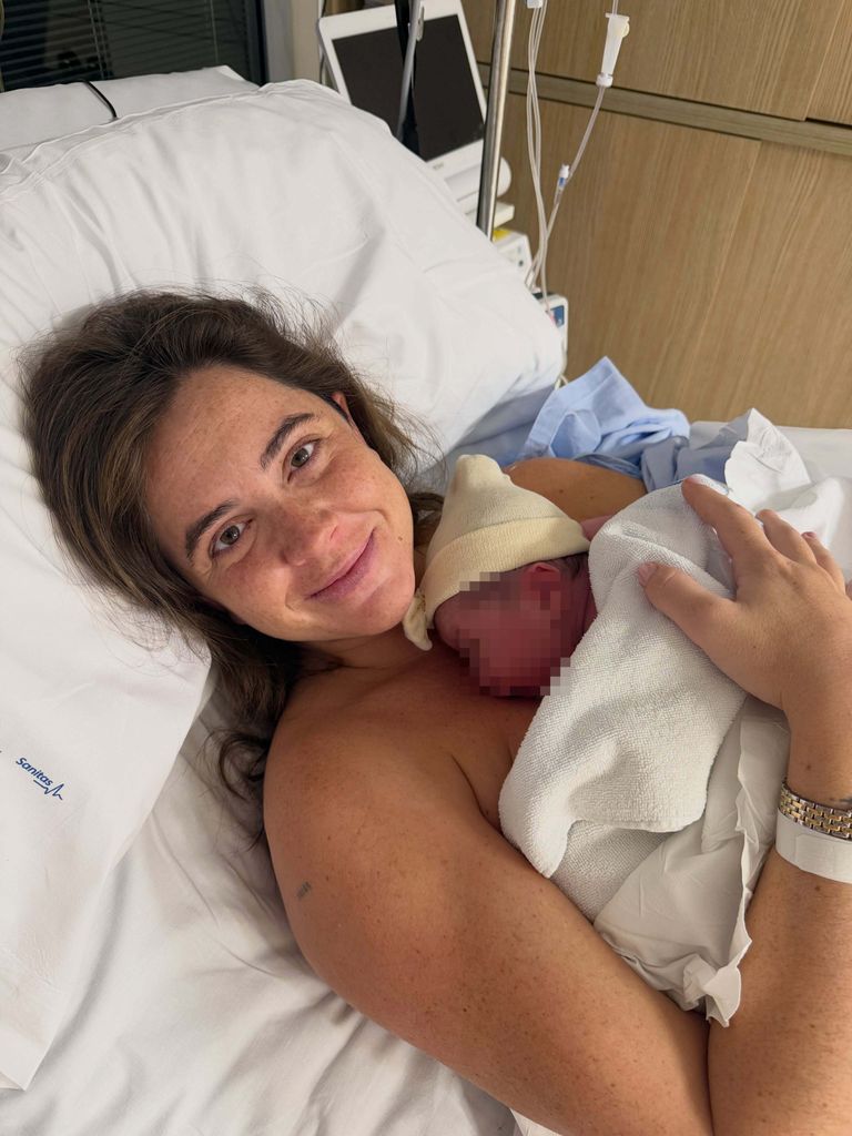 La 'influencer' Ale Segura da la bienvenida a su hija Micaela