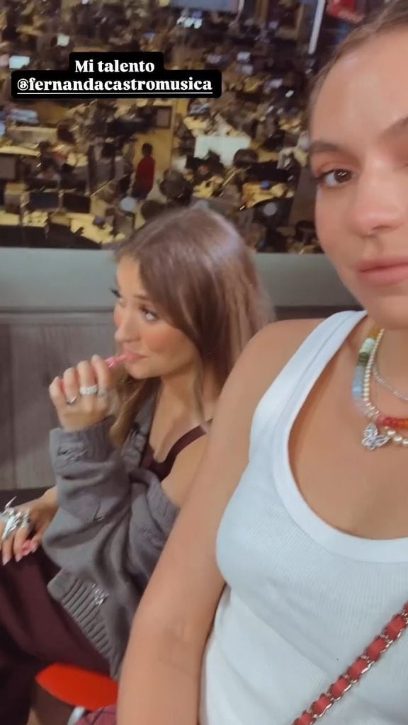 Sofía Castro, siempre apoyando a sus hermanas en su camino profesional