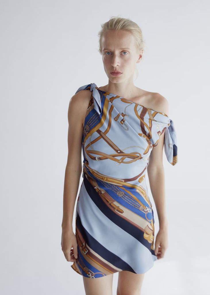 Vestido asimétrico de Mango