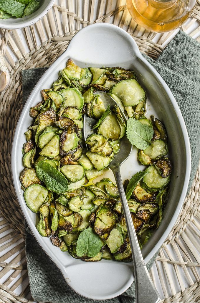 Zucchine alla scapece, receta italiana de calabacines.
