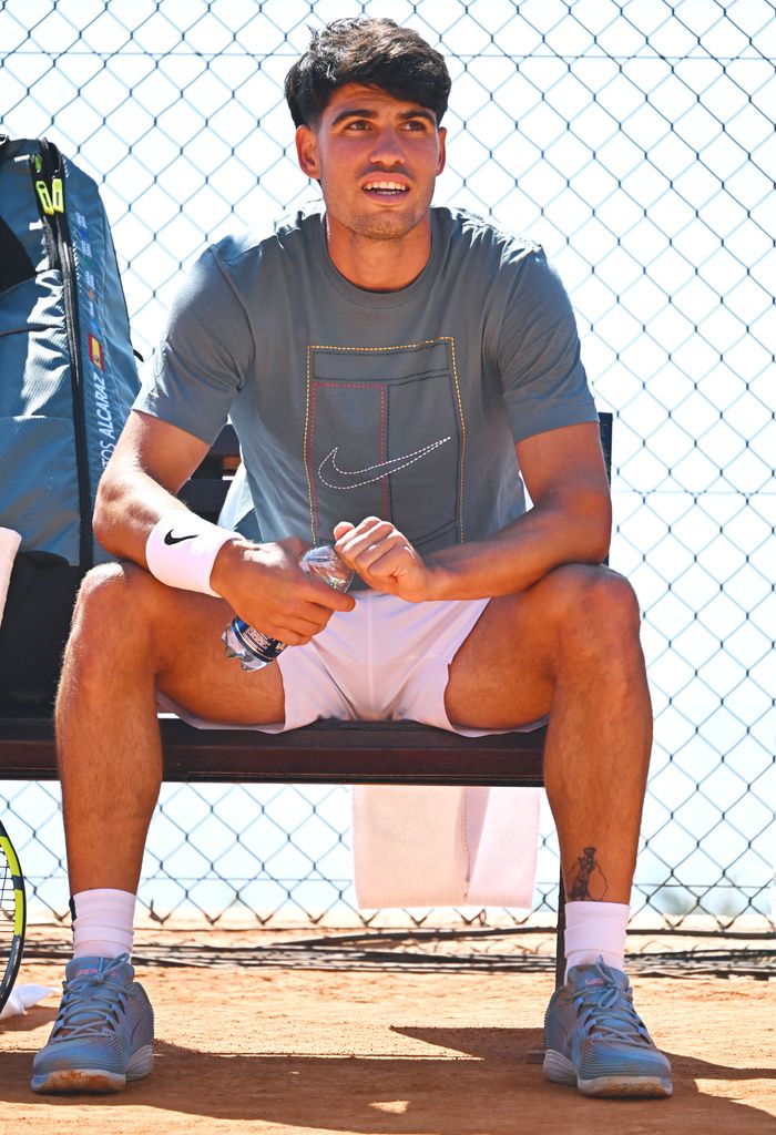 El 01/02/2026 fue la fecha exacta en la que Alcaraz, tras derrotar al serbio Novak Djokovic en una interesante final por 2-6, 6-2, 6-3 y 7-5, se proclamaba flamante campeón del Open de Australia