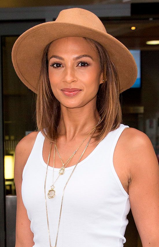 celebrities_con_sombreros_alesha_dixon_1