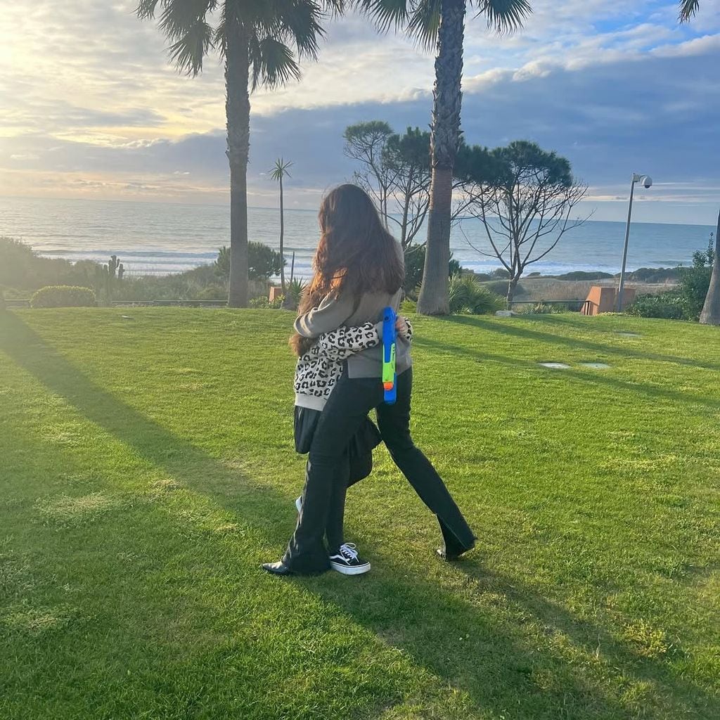 La periodista con su hija mayor, Gala