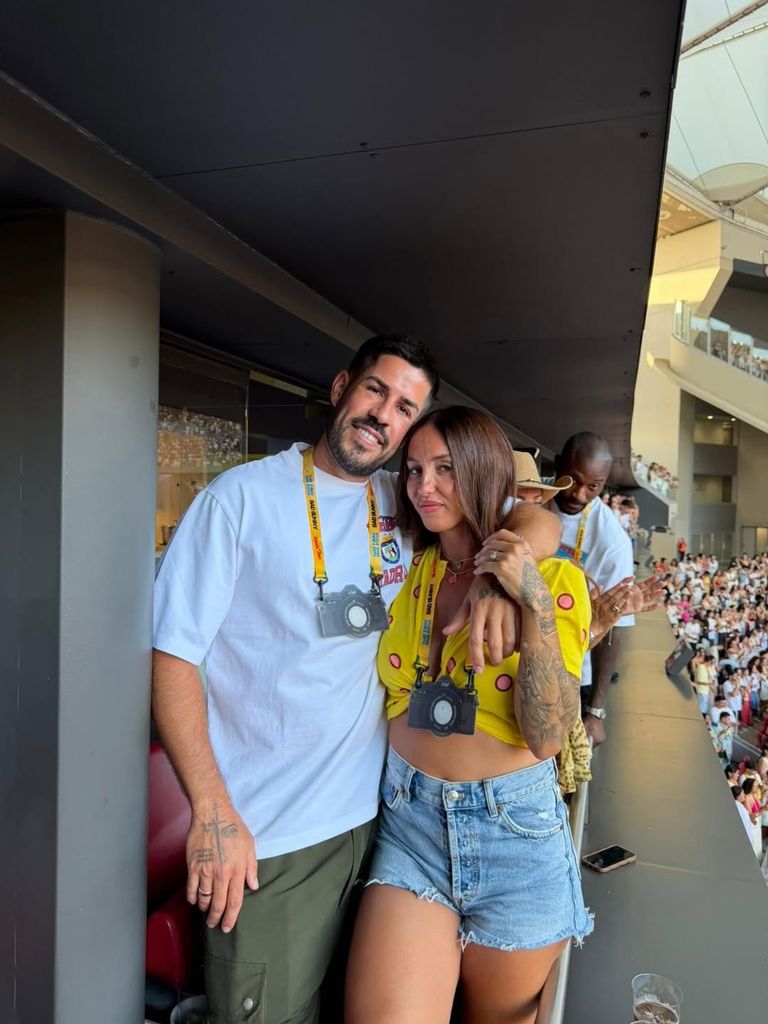 Igor Asensio y Marina Llopis en el concierto de Bad Bunny