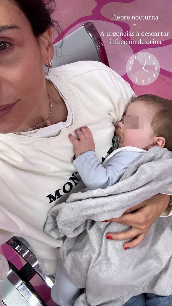 Lucía Villalón sufre un susto con su hijo pequeño