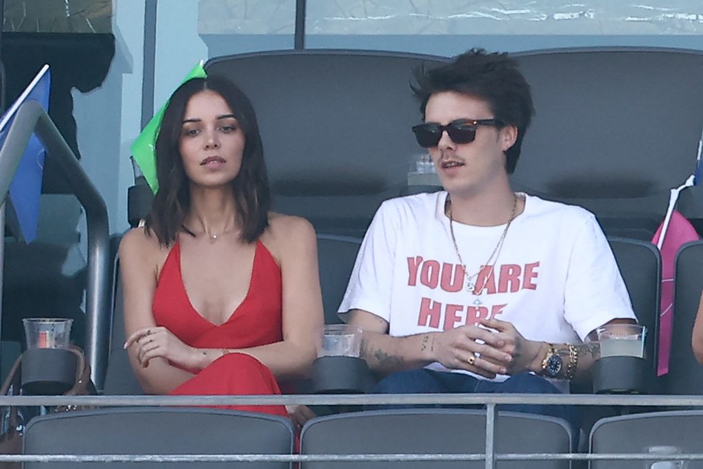 Cruz Beckham y su novia, Jackie Apostel