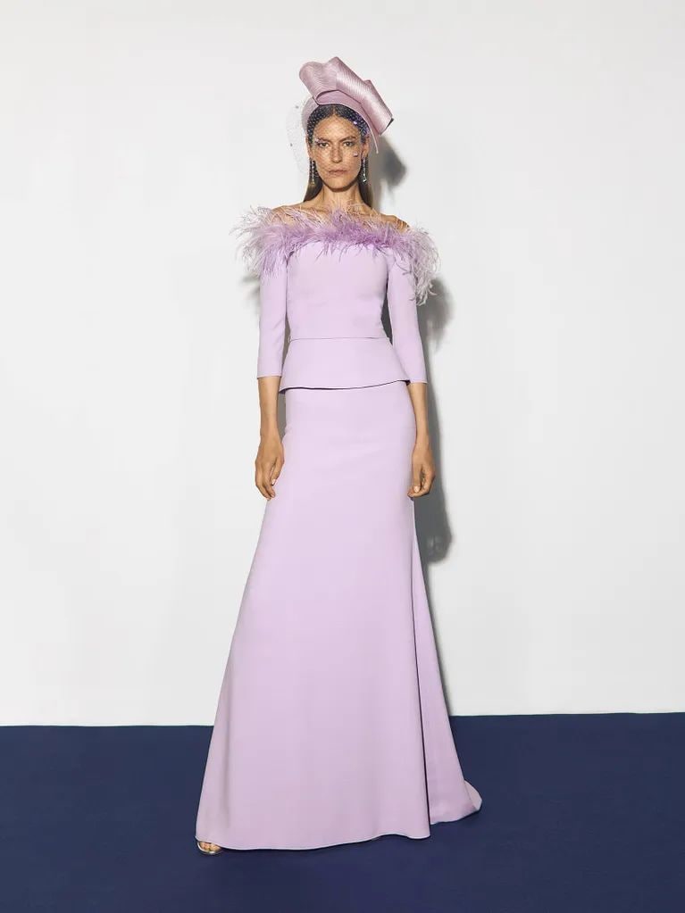 Vestidos para madrinas que no llevan mantilla Pronovias