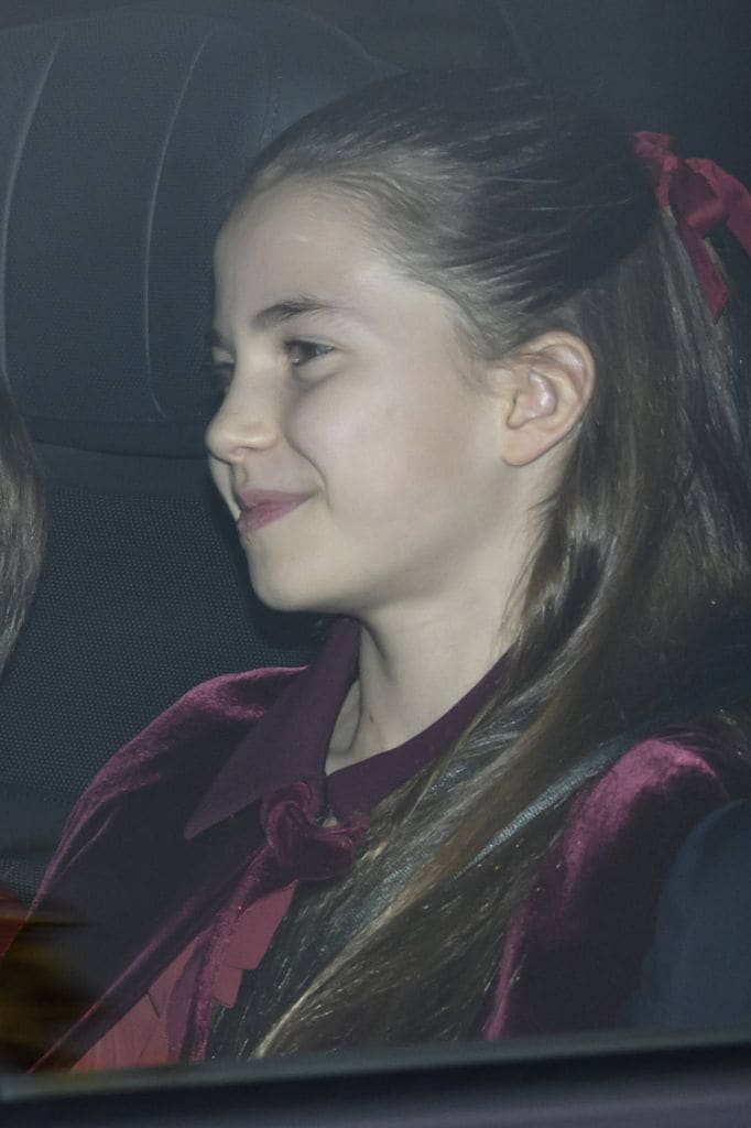 Princesa Charlotte en el almuerzo de Navidad de la Familia Real en el Palacio de Buckingham