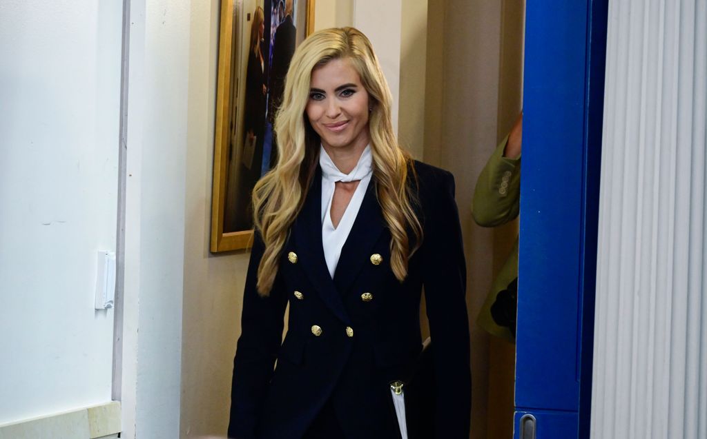 Katie Zacharia, de 41 años, se ha convertido en la nueva portavoz de la Casa Blanca tras sustituir a Karoline Leavitt.