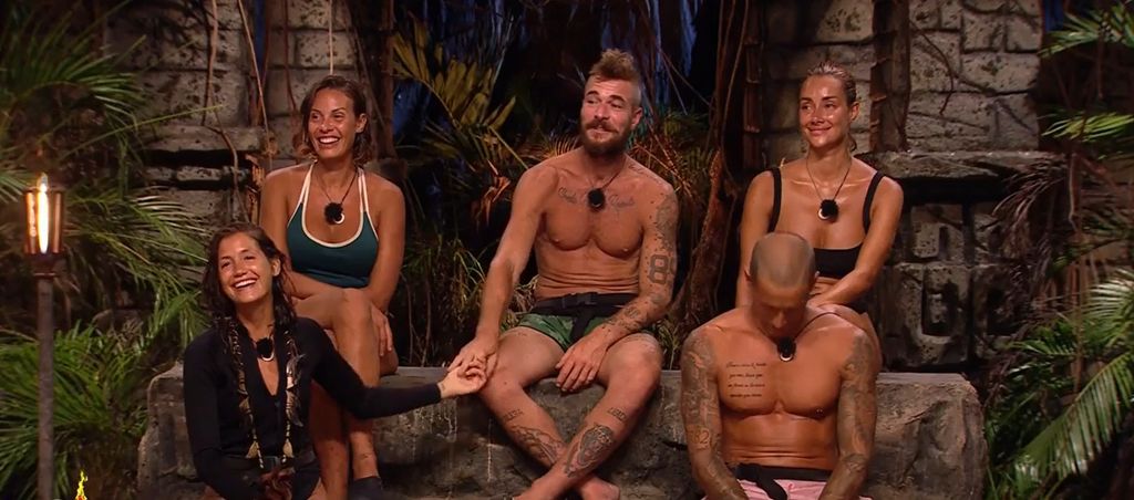 Jessica Bueno, Tony Spina, Adara Molinero, Miri Pérez-Cabrero y Rubén Torres en Supervivientes All Stars