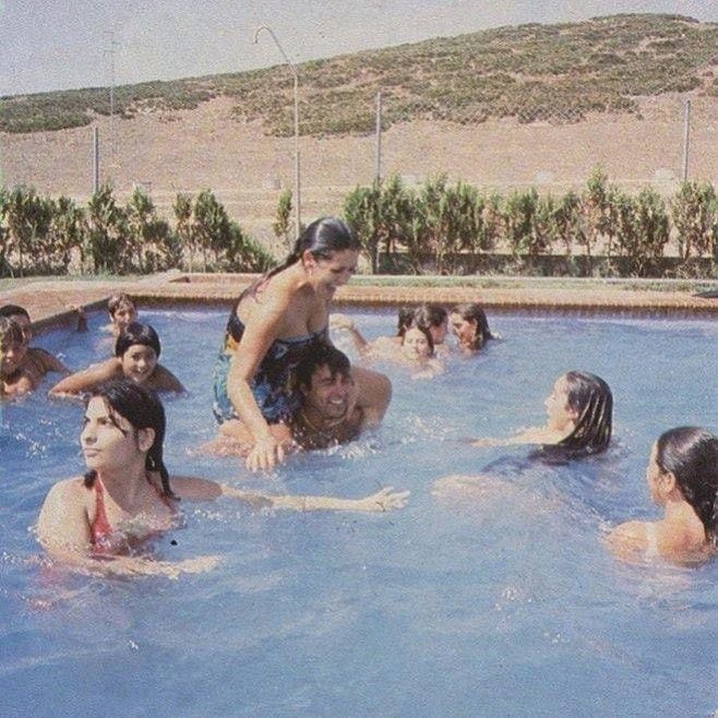 Paquirri en la piscina de Cantora con Isabel Pantoja