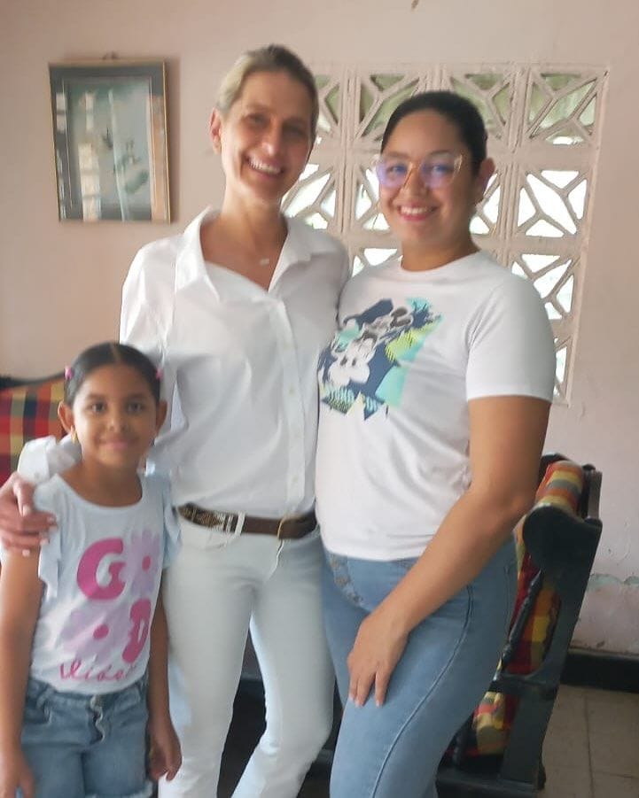 Tatiana Blatnik de viaje a Colombia para ver a su cuidadora 