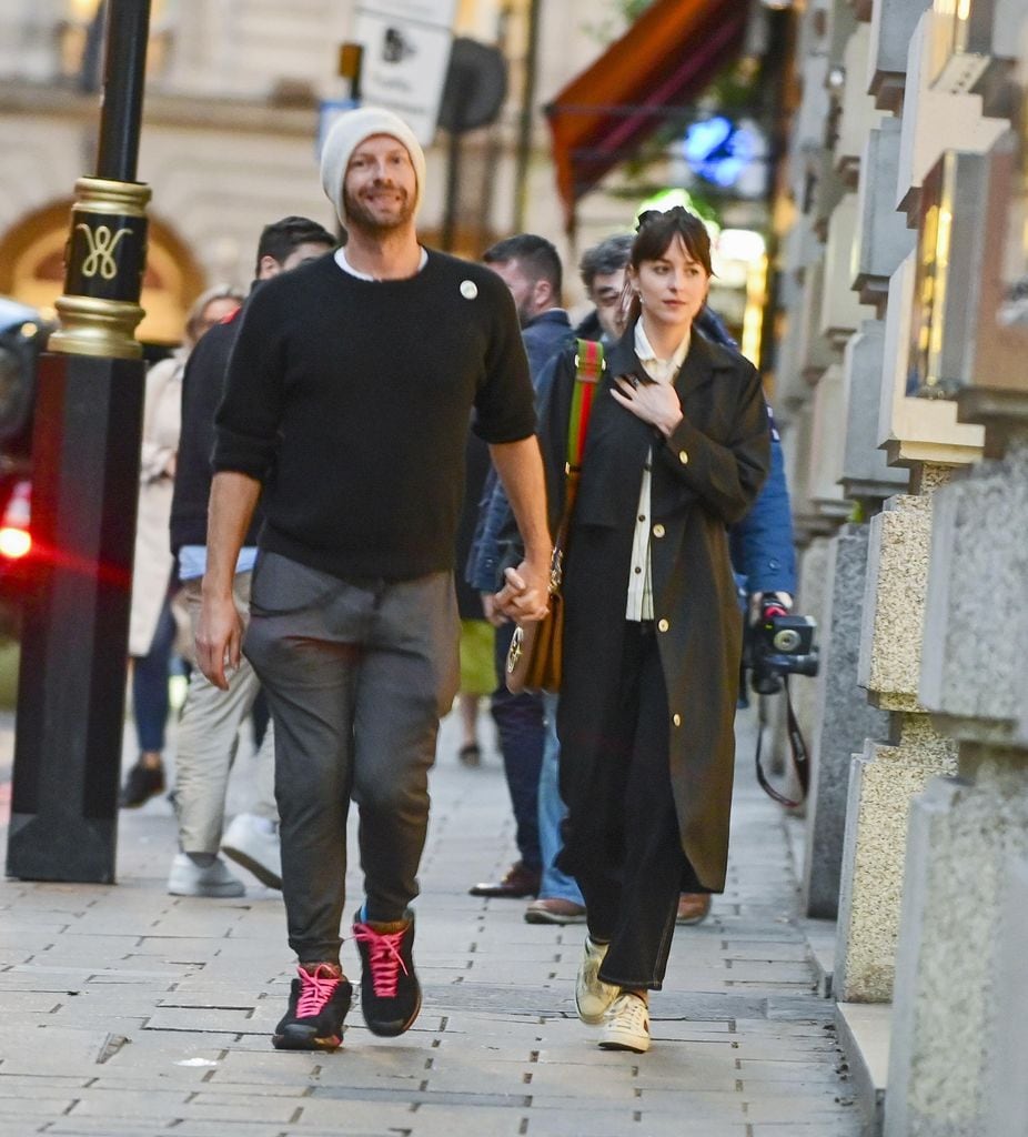 Dakota Johnson y Chris Martin, su historia de amor marcada por las rupturas