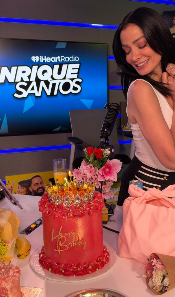 Dayanara Torres estaba de lo más feliz lista para pedir un deseo 
