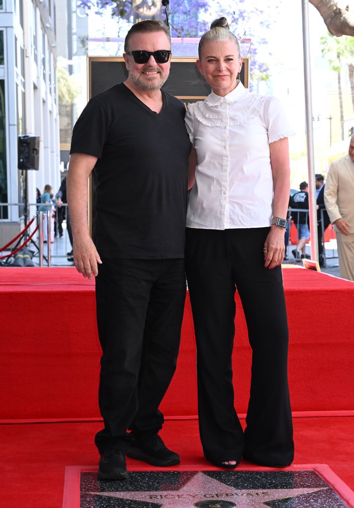 Ricky Gervais, Jane Fallon en la ceremonia de honor de California