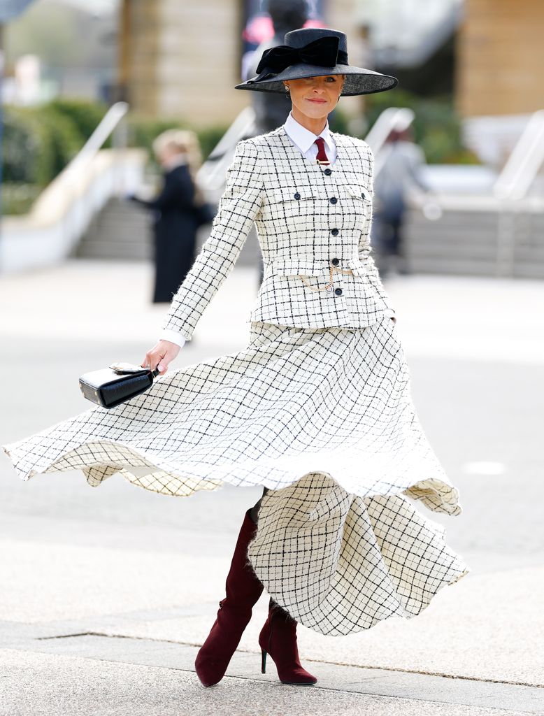 Jade Holland Cooper estrena tres looks de su propia firma en el Festival de Cheltenham 2026