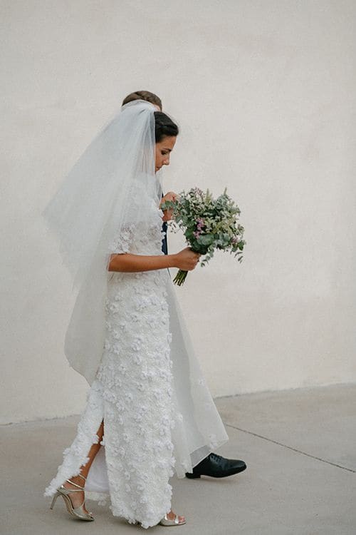 Vestido de novia con flores