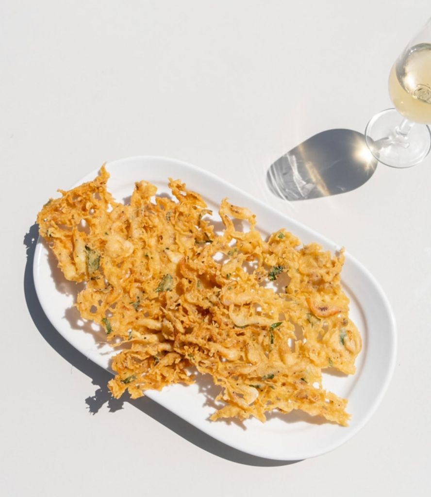 Tortillita de camarones. Casa Balbino