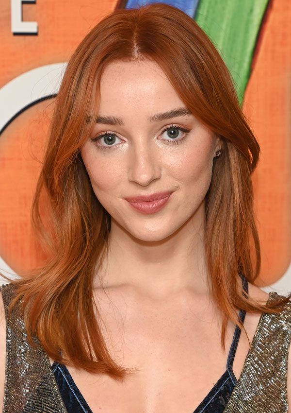 phoebe dynevor