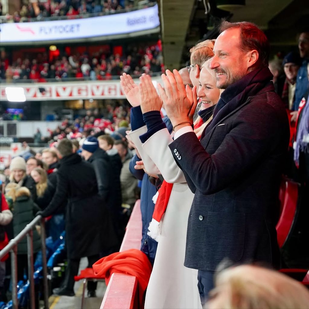 Los Príncipes herederos, entusiasmados durante el encuentro