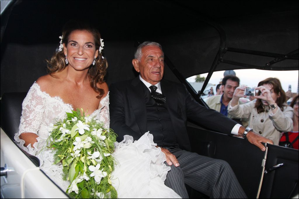 Arantxa Sánchez Vicario junto a su padre, Emilio Sánchez, en el día de su boda con Josep Santacana