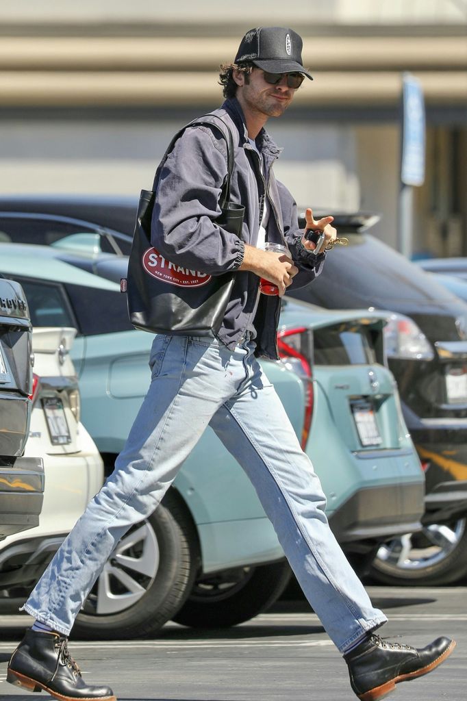 jacob elordi colección de bolsos