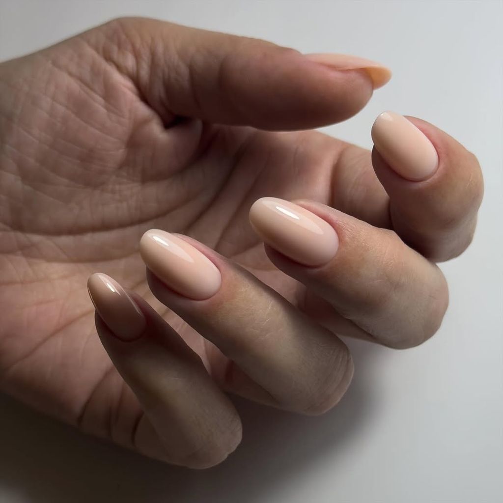 Manicura soft beige
