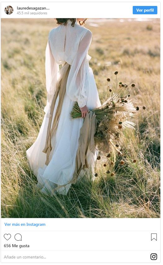 Lazos beige en los vestidos de novia