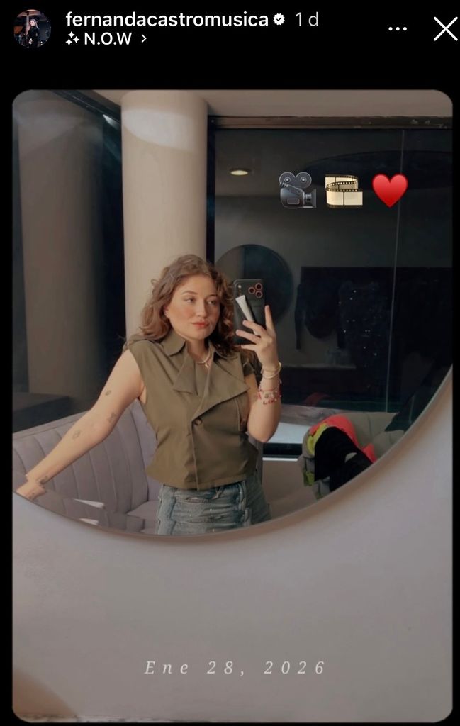 Fernanda Castro desde su camerino lista para hacer su debut con su hermana.