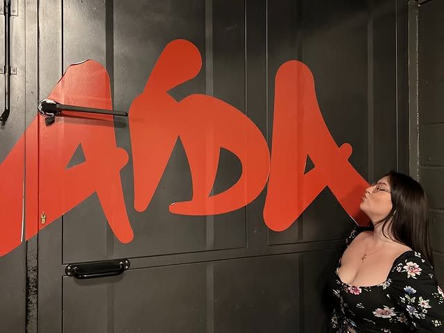 Sanseverina Lazar daba vida a 'Aidita' en la serie